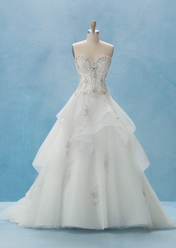 مدل لباس عروس پرنسسی که شما را شبیه به پرنسس‌های افسانه‌ای می‌کنند