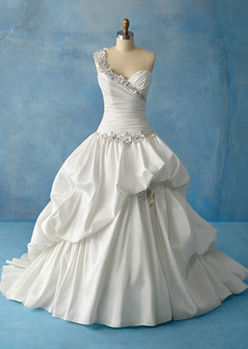 مدل لباس عروسی پرنسسی