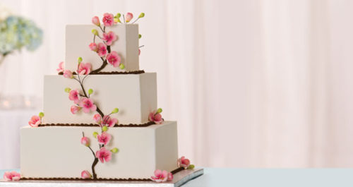 کیک عروسی چند طبقه تک رنگ شیک