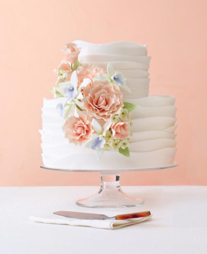 کیک عروسی سفید