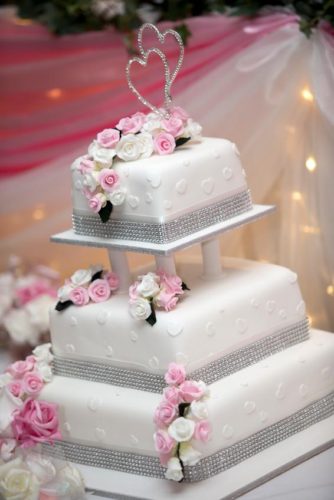 تهیه کیک عروسی