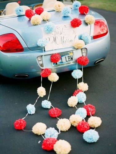 چندین روش ارزان برای گل آرایی ماشین عروس