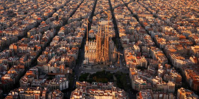 بارسلون شهر خودمختار اسپانیا