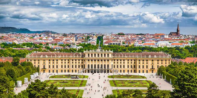 کاخ شونبرون جذابترین مکان دیدنی کشور اتریش
