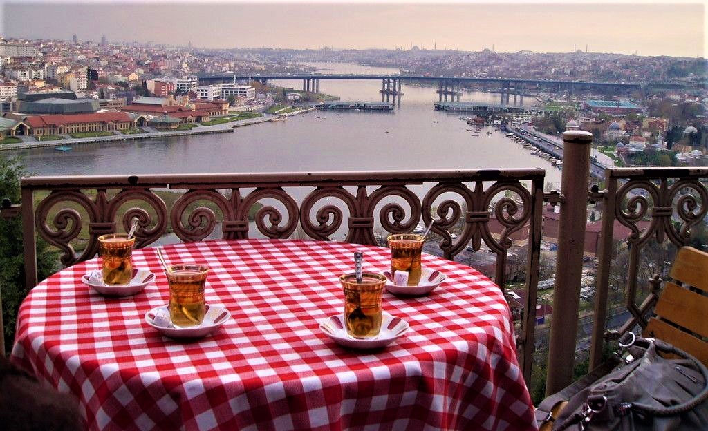 تپه پیر لوتی یا تپه عشاق در استانبول