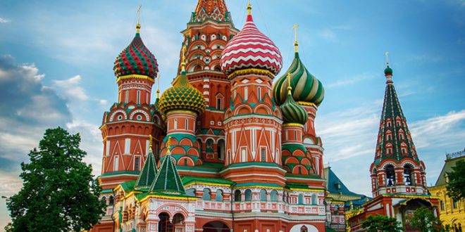 مسکو شهر کلیسا های زیبا و گنبدهای رنگارنگ
